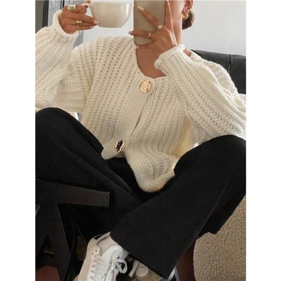 Button-Front Knit Cardigan with Pockets - Picture 4 of 8